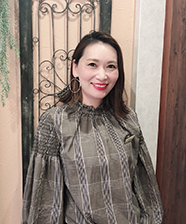 遠藤 洋子